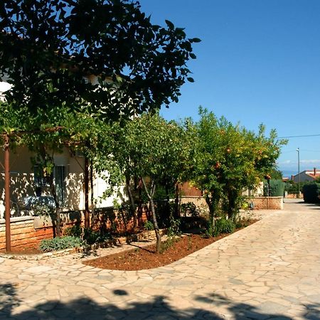 Apartment Valentina Liznjan Luaran gambar
